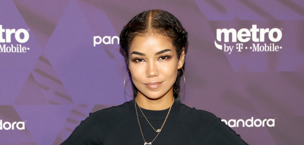 Jhene Aiko Posts Cryptic Messages On Instagram And Worries Her Fans